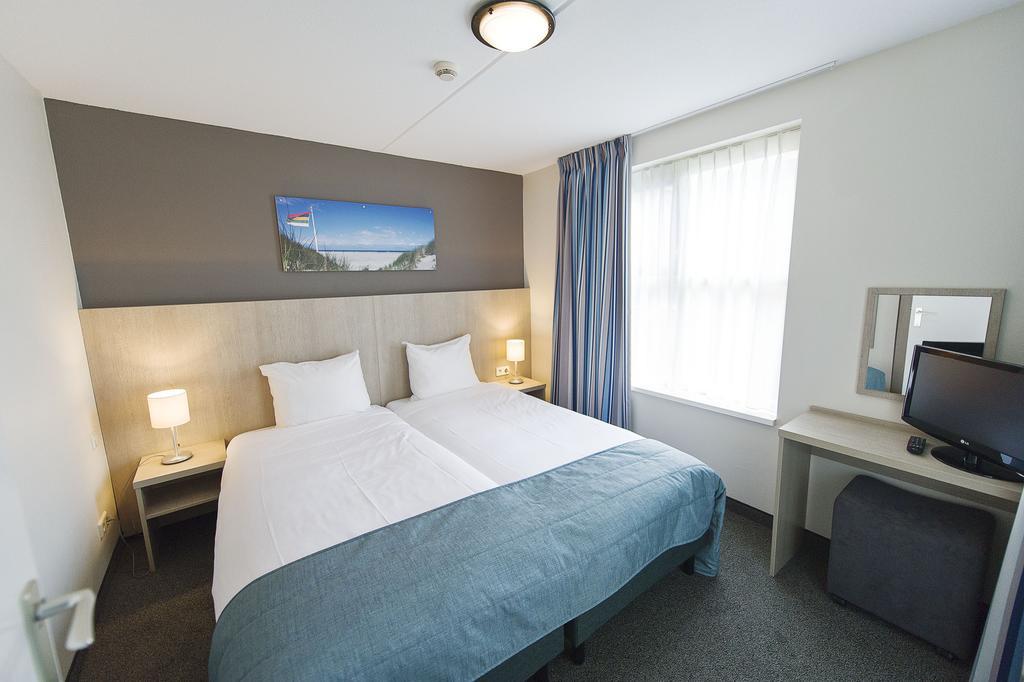 Hotel Bornholm West-Terschelling Habitación foto