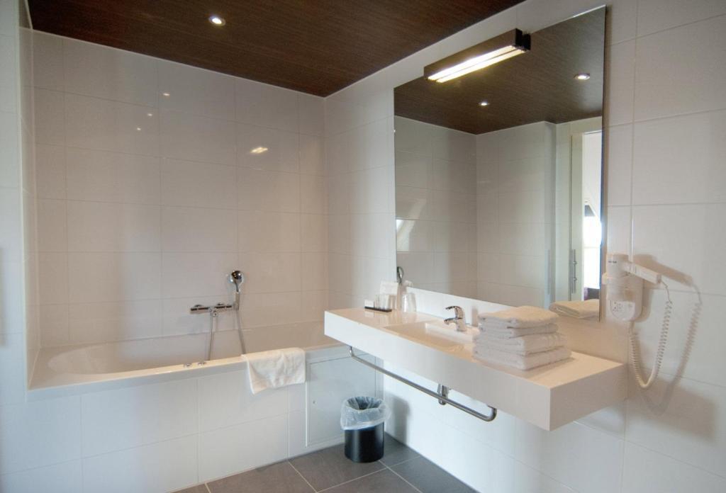 Hotel Bornholm West-Terschelling Habitación foto